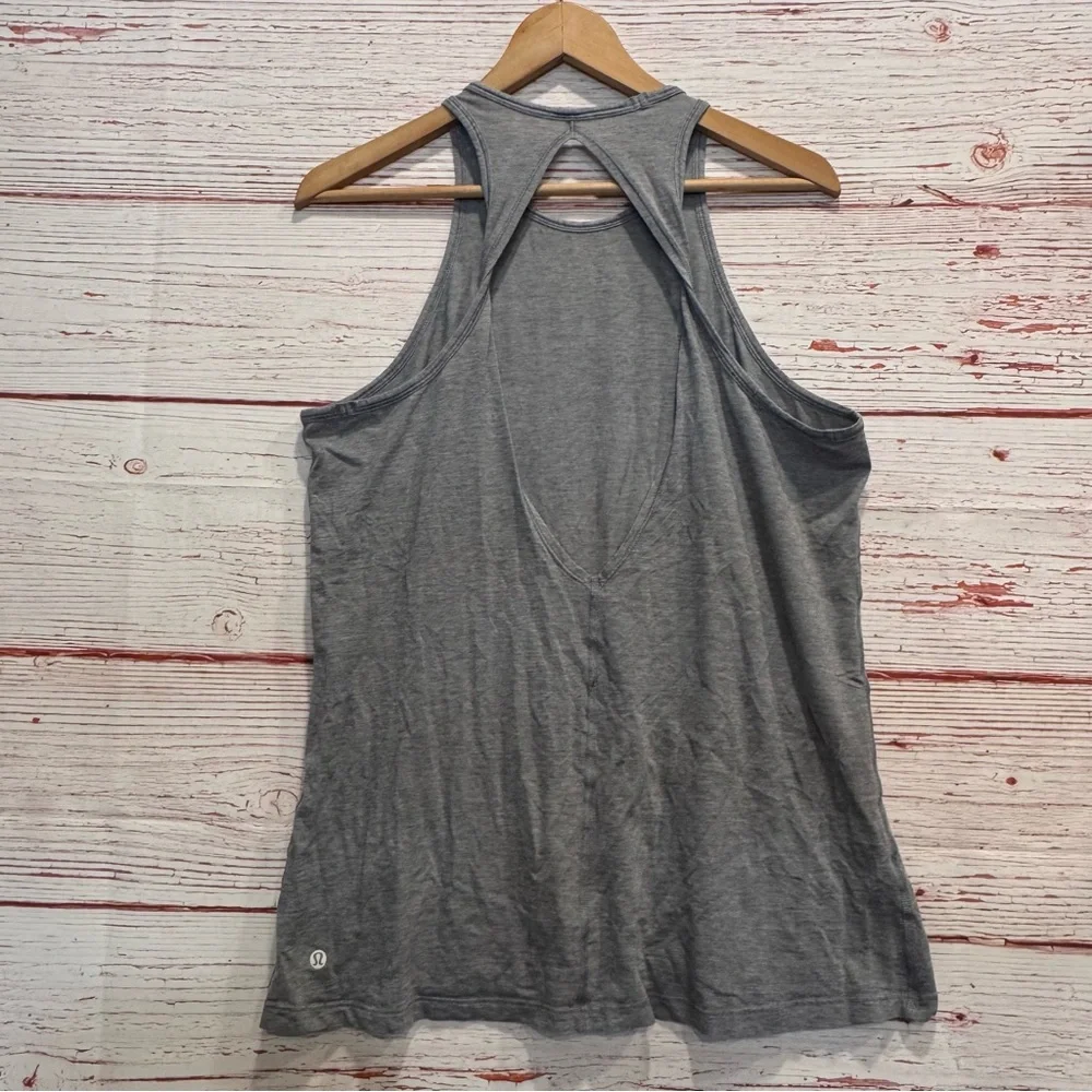 Lululemon Trapeze Twist Tank in Heathered Medium Grey Sz 8